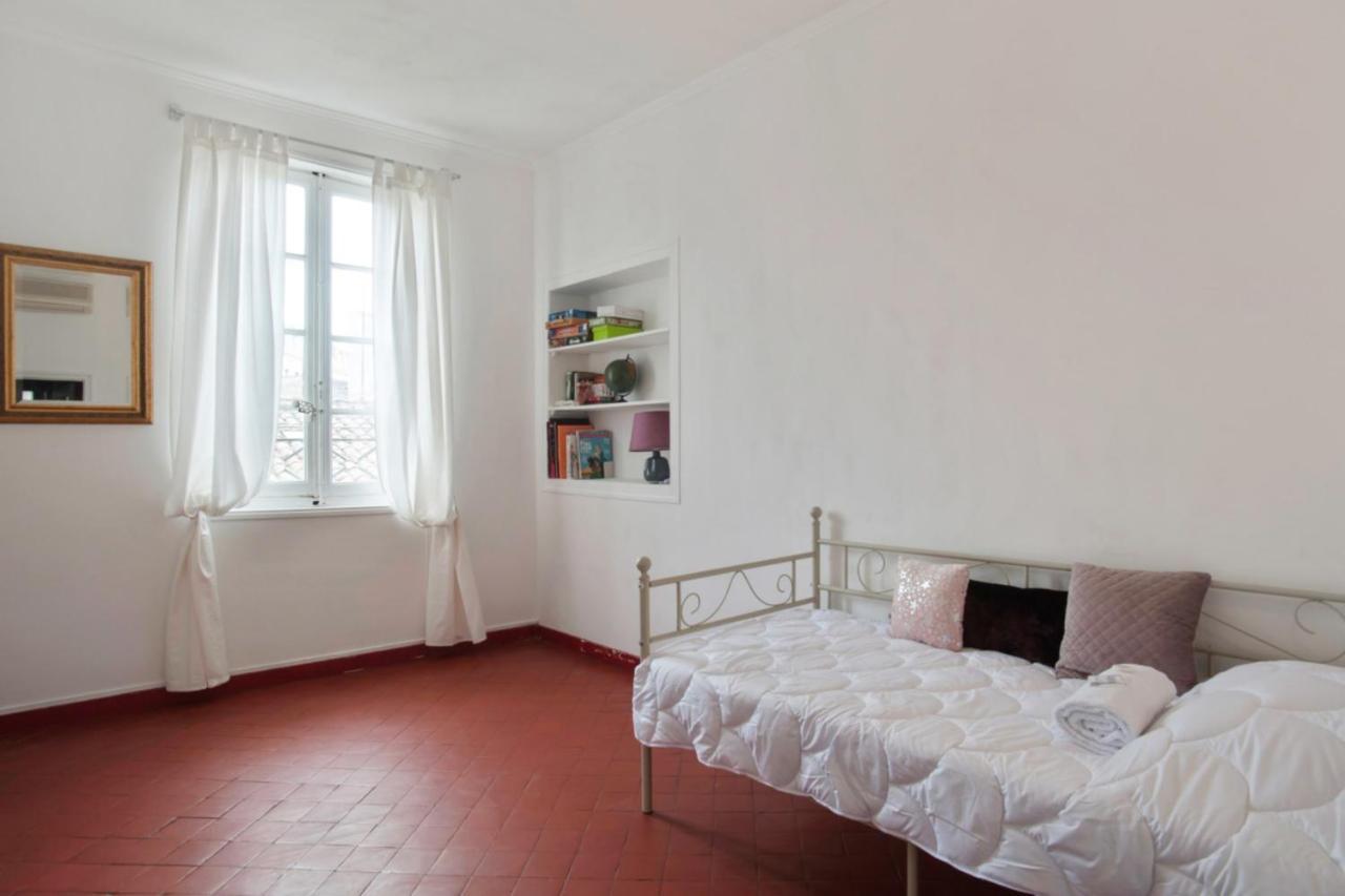 Charming And Large Duplex Flat With Beautiful Terrace In Avignon Exterior foto