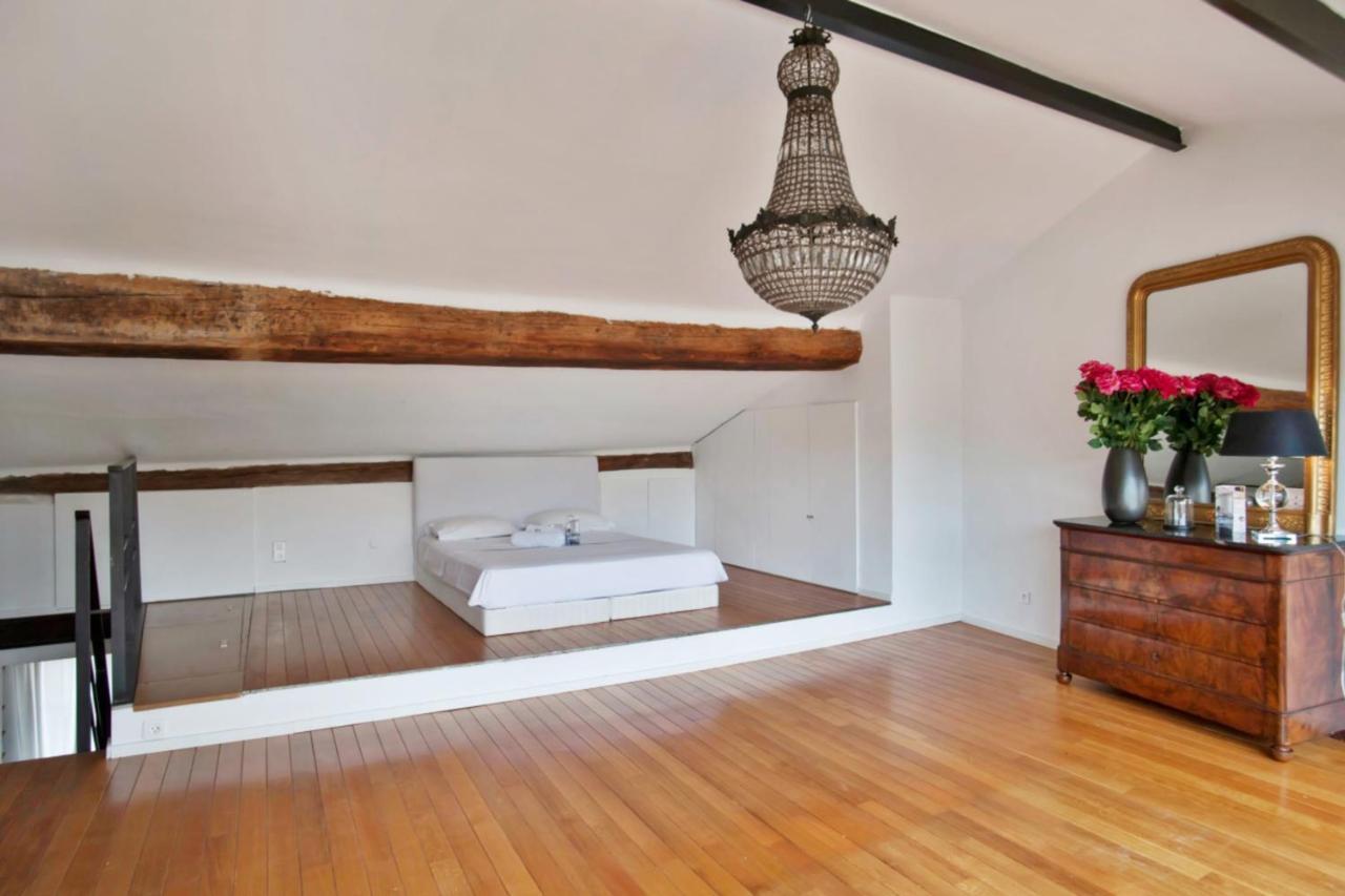 Charming And Large Duplex Flat With Beautiful Terrace In Avignon Exterior foto